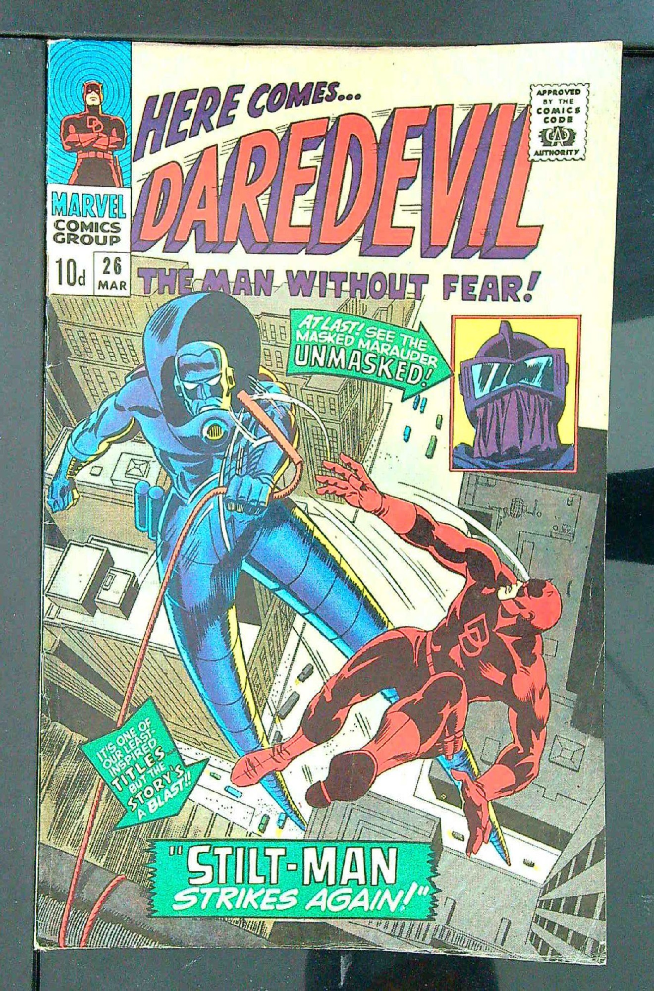 Cover of Daredevil (Vol 1) #26. One of 250,000 Vintage American Comics on sale from Krypton!