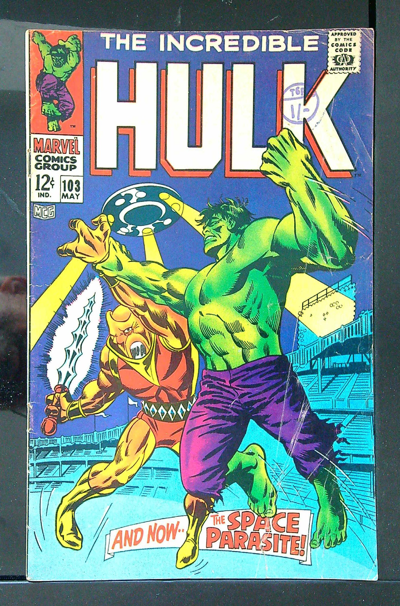 ACTUAL SCAN OF COMIC!<br>Distribution Stamap on Cover - See Scan Cover of Incredible Hulk (Vol 2) #103. One of 250,000 Vintage American Comics on sale from Krypton!