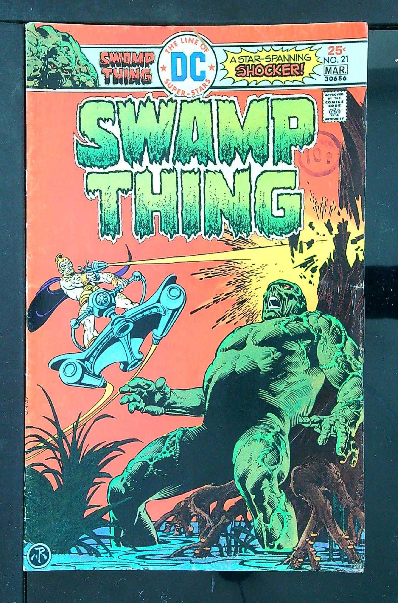 ACTUAL SCAN OF COMIC!<br>Distribution Stamp on Cover - See Scan Cover of Swamp Thing (Vol 1) #21. One of 250,000 Vintage American Comics on sale from Krypton!